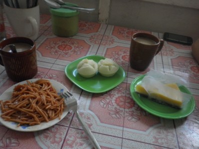 Breakfast with Diane last October 2, 2014 which costs not more than 100php.